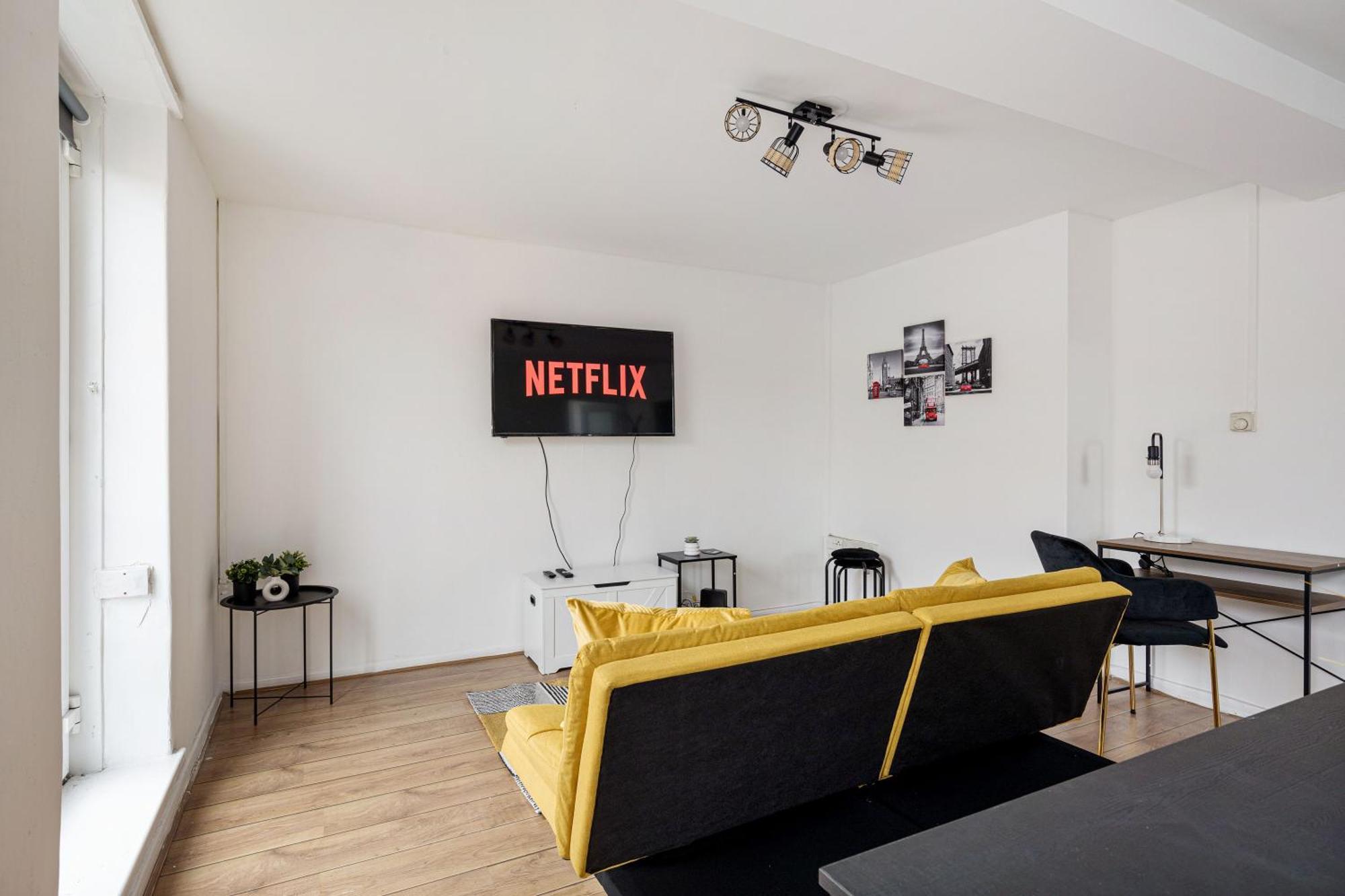 Sleek Shoreditch Hideout - 2 Bed Gem With Balcony In Central Londres Exterior foto